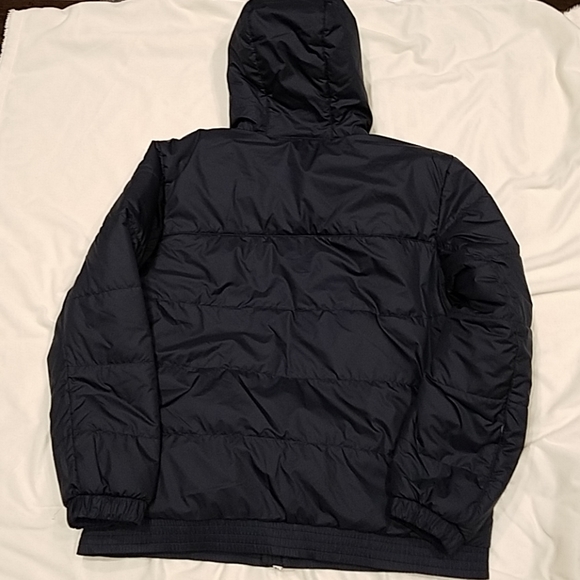 Last one.  Nike Jacket - Picture 5 of 7